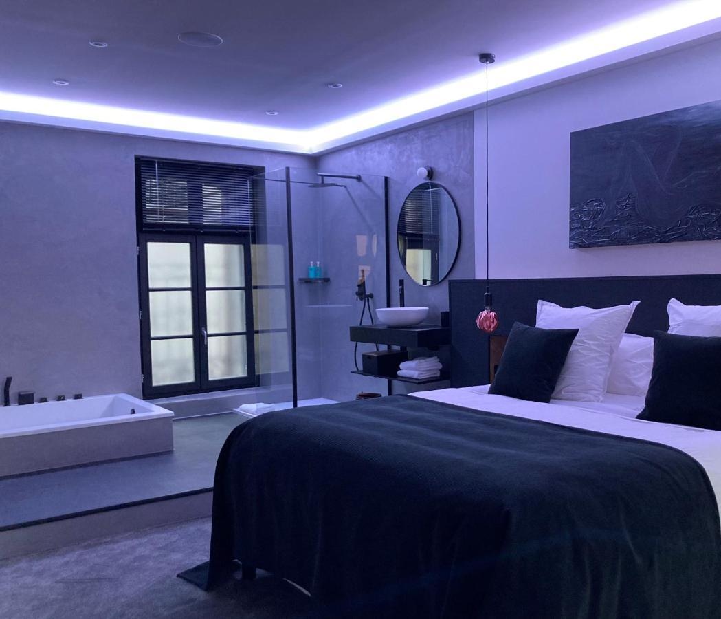 Ennea - Jacuzzi & Luxury Suites (Adults Only) Perpignan Kültér fotó